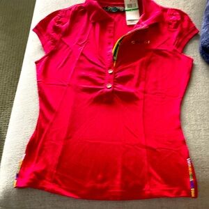 Women’s red coogi shirt